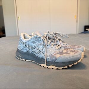 ASICS Women’s Gel-Scram 5 Running Shoe Size 7.5 EUC